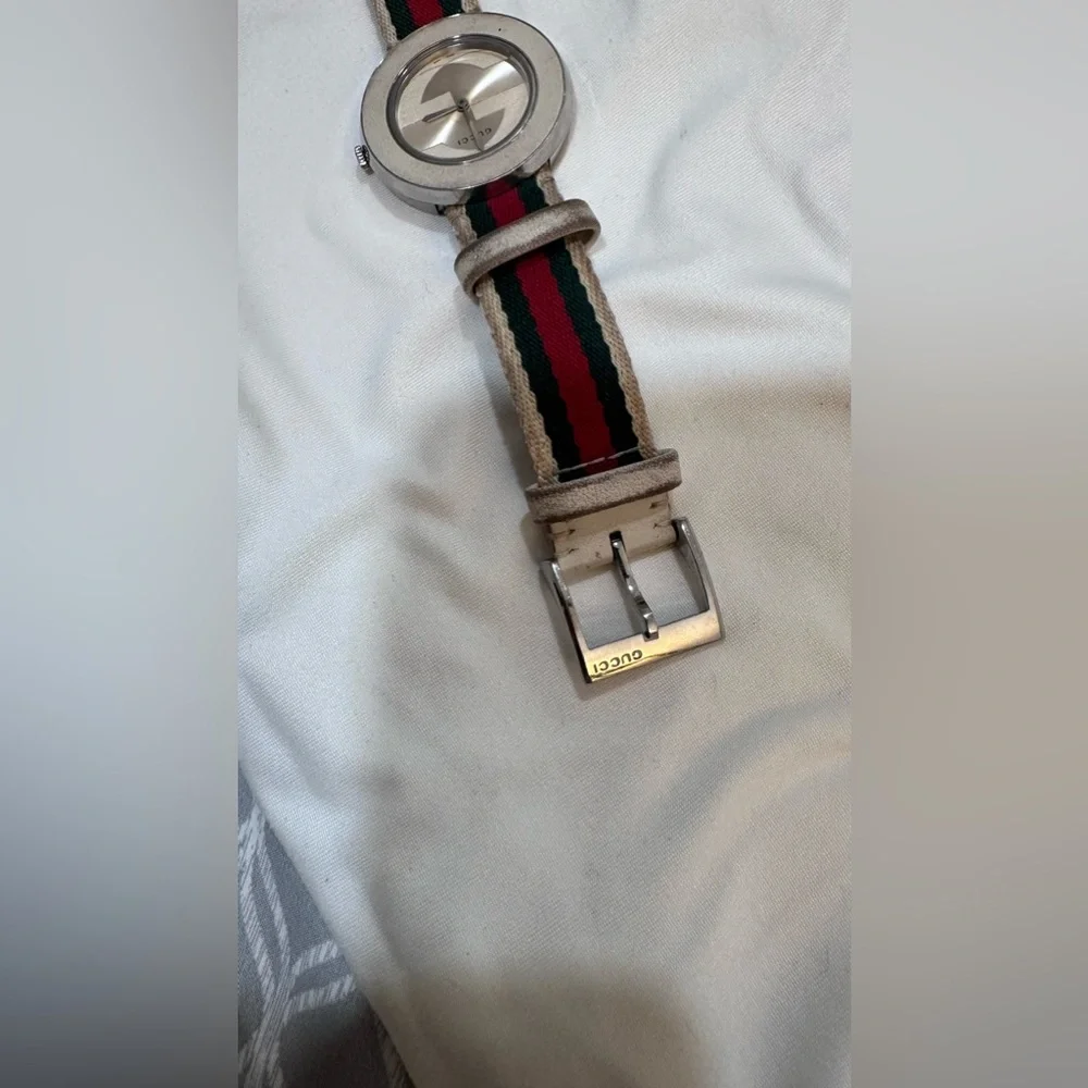 watch - Picture 2 of 4